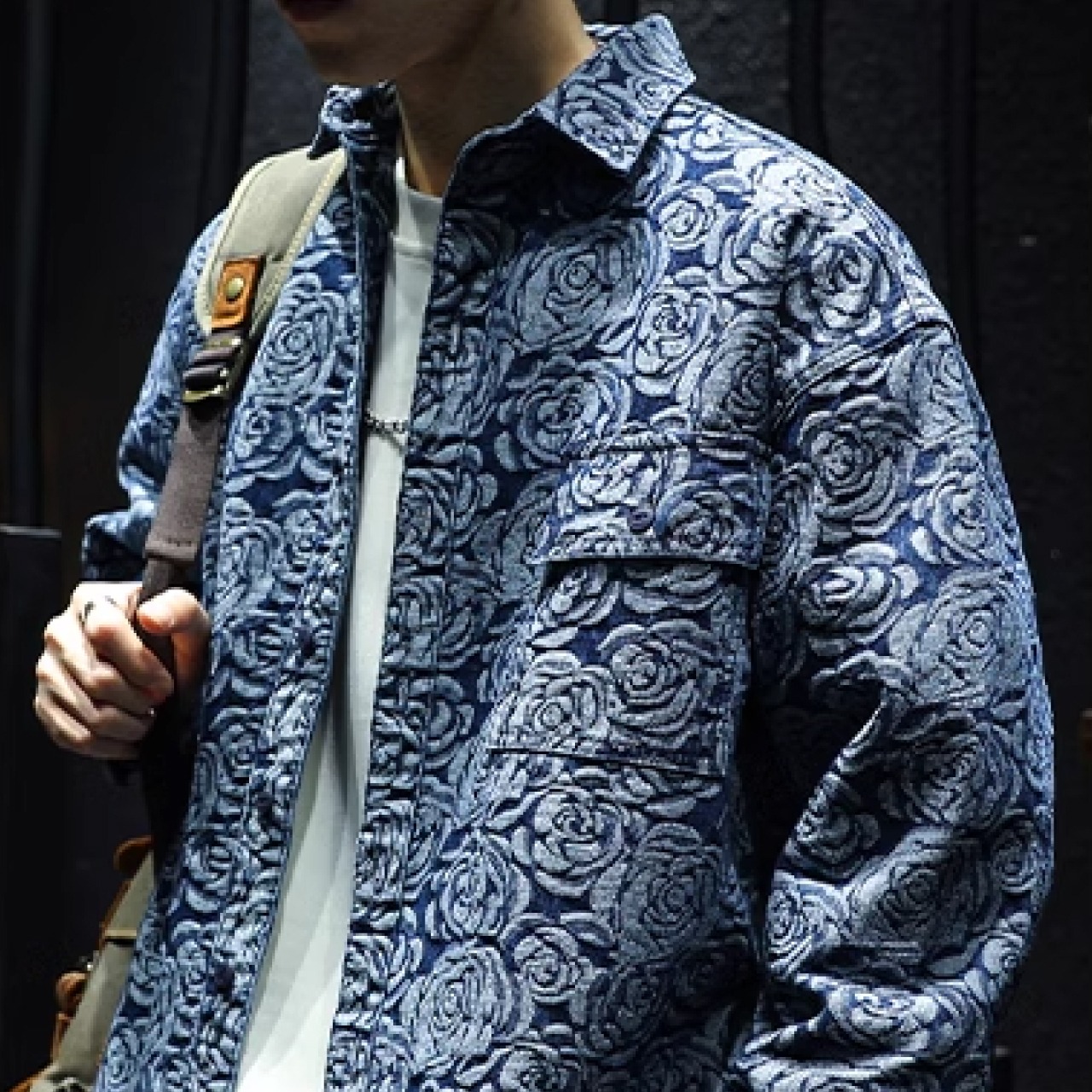 jacket01　ブルーローズジャカード柄が特徴のルーズデニムシャツ