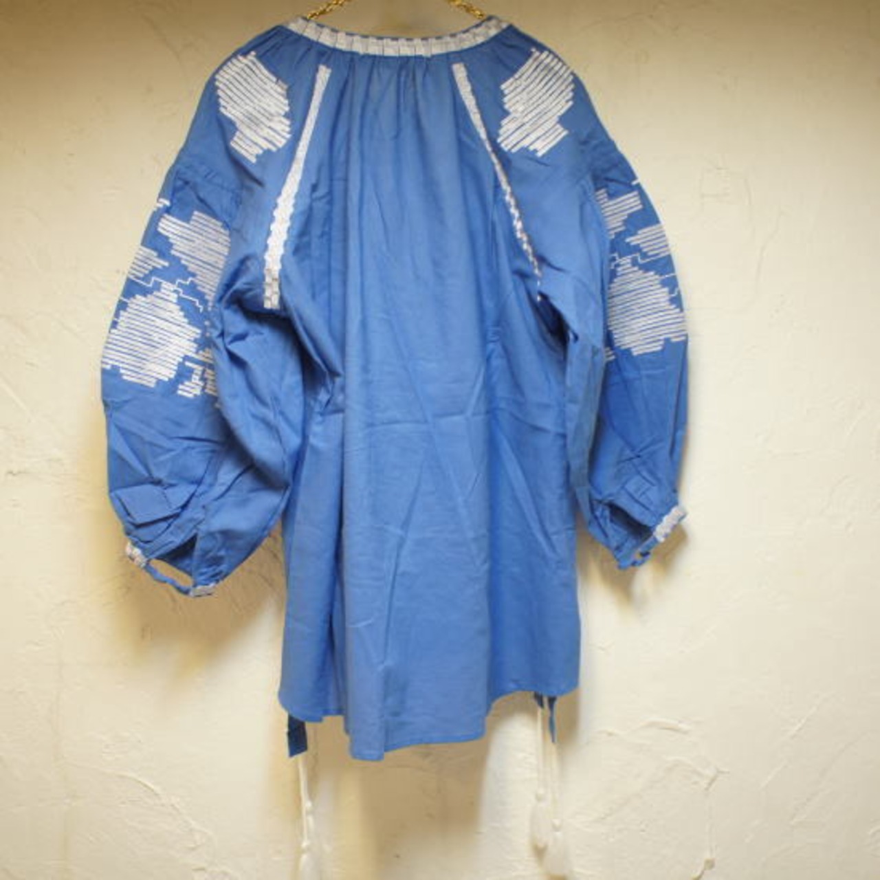 Topanga Fashion エンブロイダリーカフタンブラウス　ブルー【SALE】