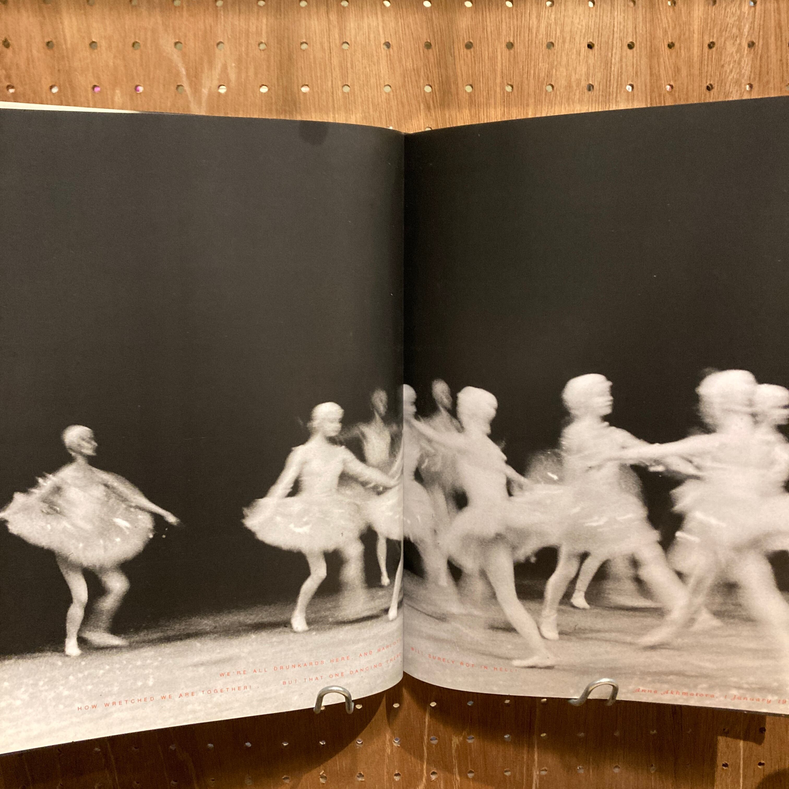 Deborah Turbeville /マリア像/ゼラチンシルバープリント Studio St. Petersburg / Deborah Turbeville | 百年