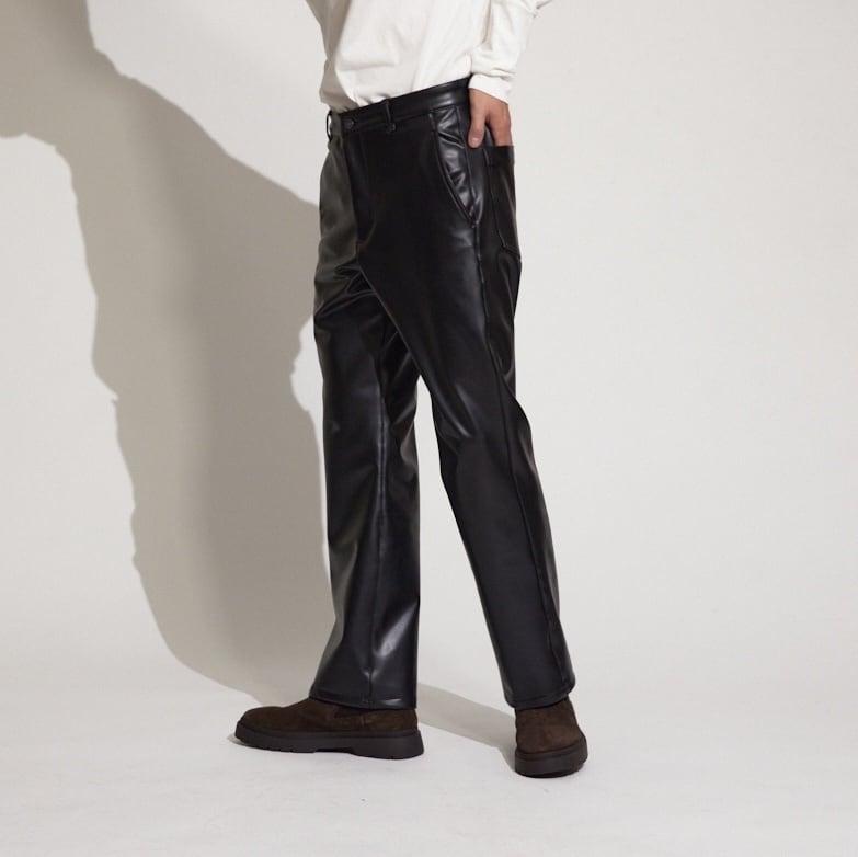 VEGAN LEATHER STRAIGHT PT / ヴィーガンレザーストレートパンツ(BLACK