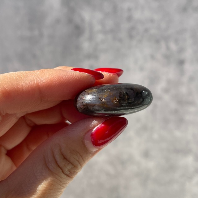 【インド産 スターサファイア】タンブル ② 鉱物 天然石 パワーストーン