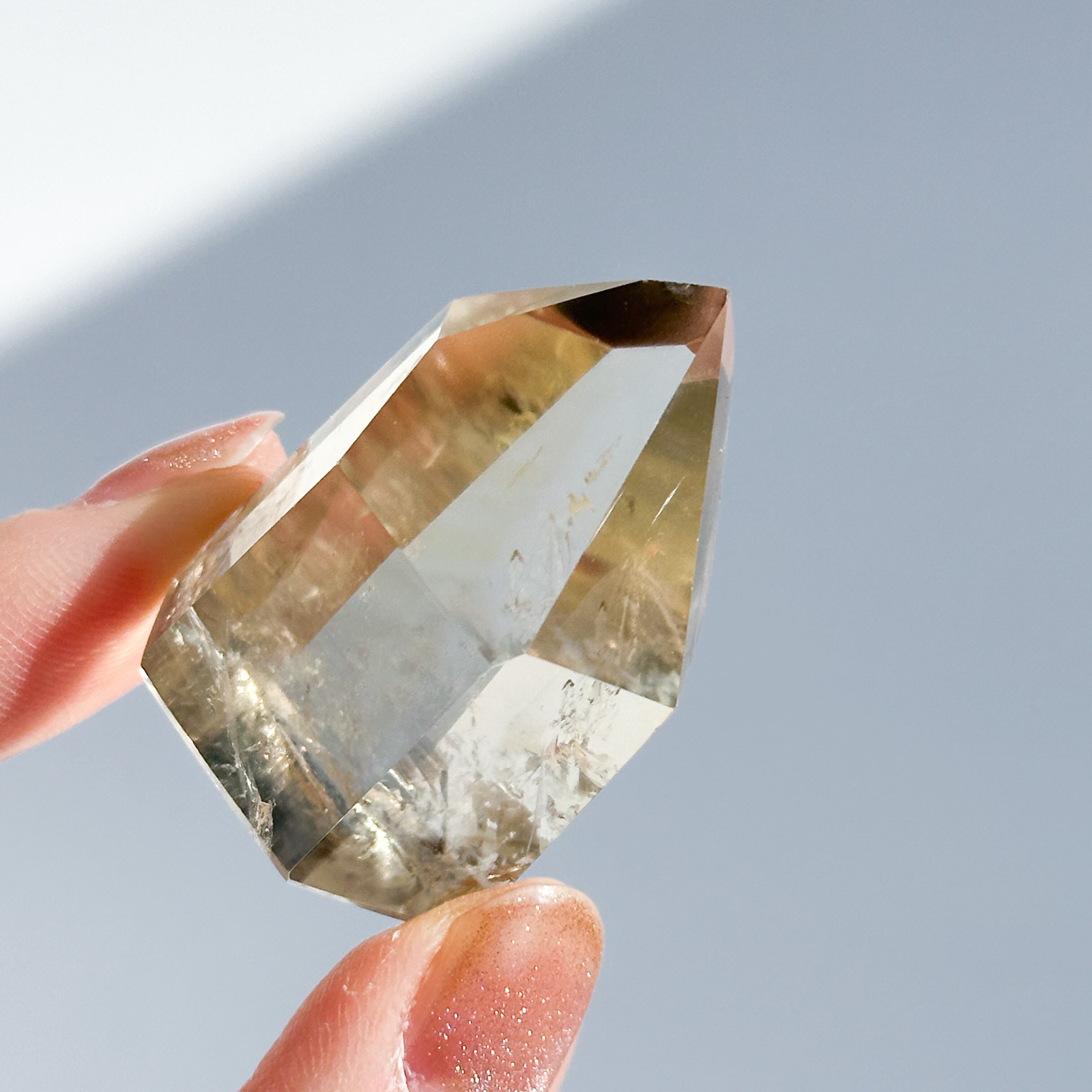 シトリン（黄水晶） タワー 72◇ Citrine ◇ 天然石・鉱物