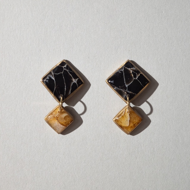 Rhombus Drop : Black Mustard