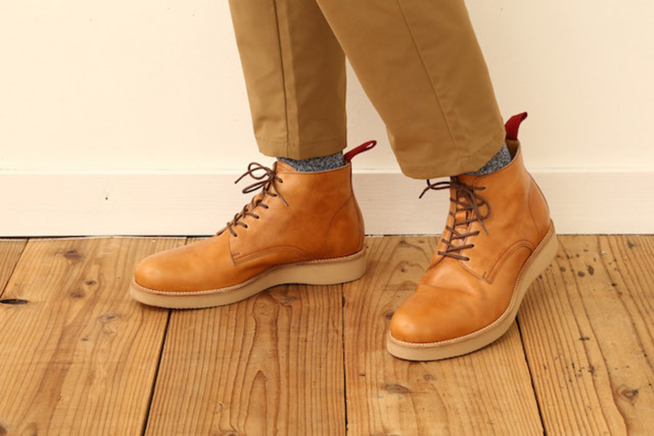 PLAIN TOE CHUKKA (WEDGE SOLE)