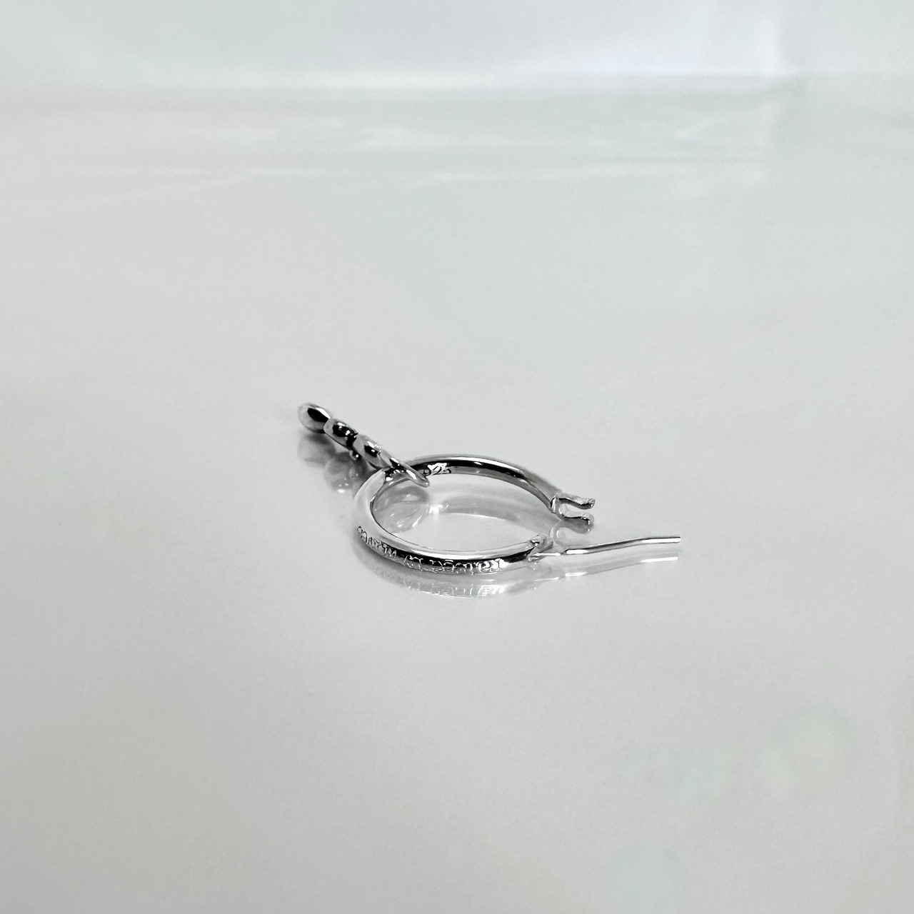 THIN HOOP raised by wolves [LARGE] with TEARDROP / シンフープピアス レイズド バイ ウルヴス L ウィズティアドロップ