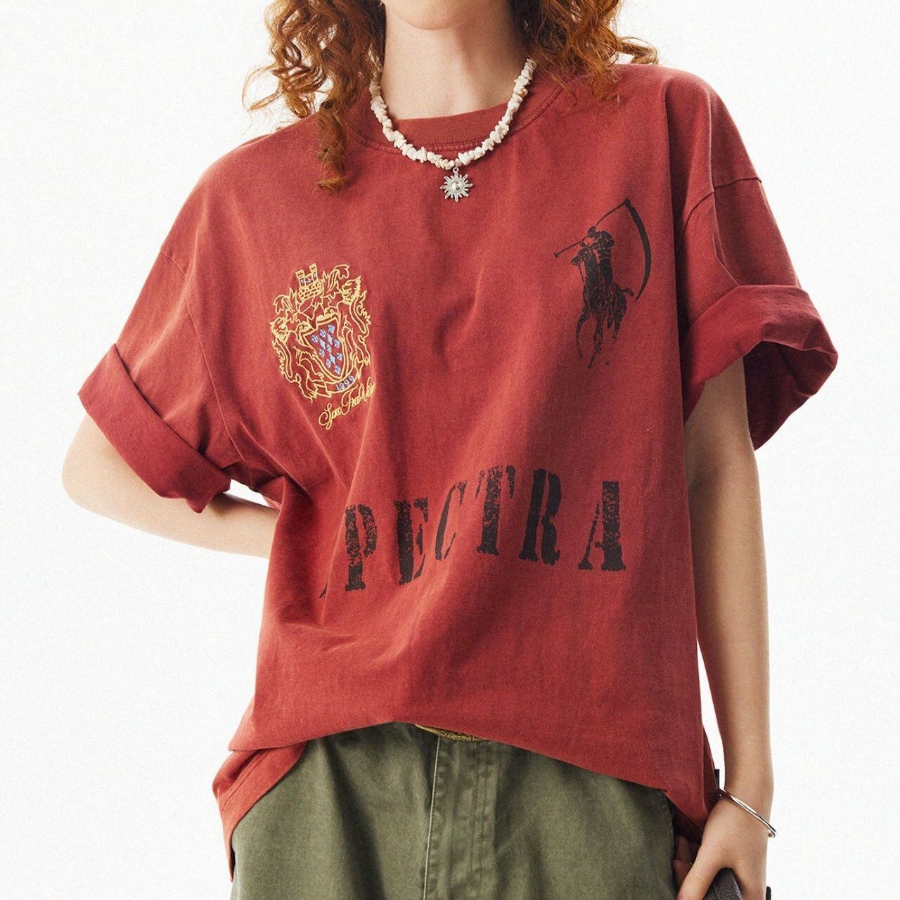 エンブレムグラフィックレタリングウォッシュライクTシャツ 2col R02321