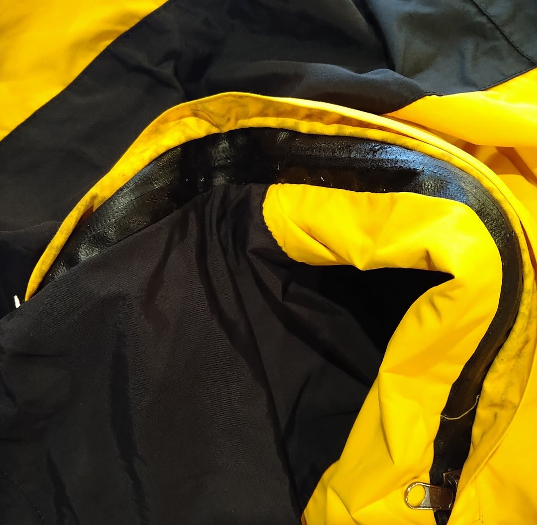 the north face gore-tex summit series mountain jacket 小岩店