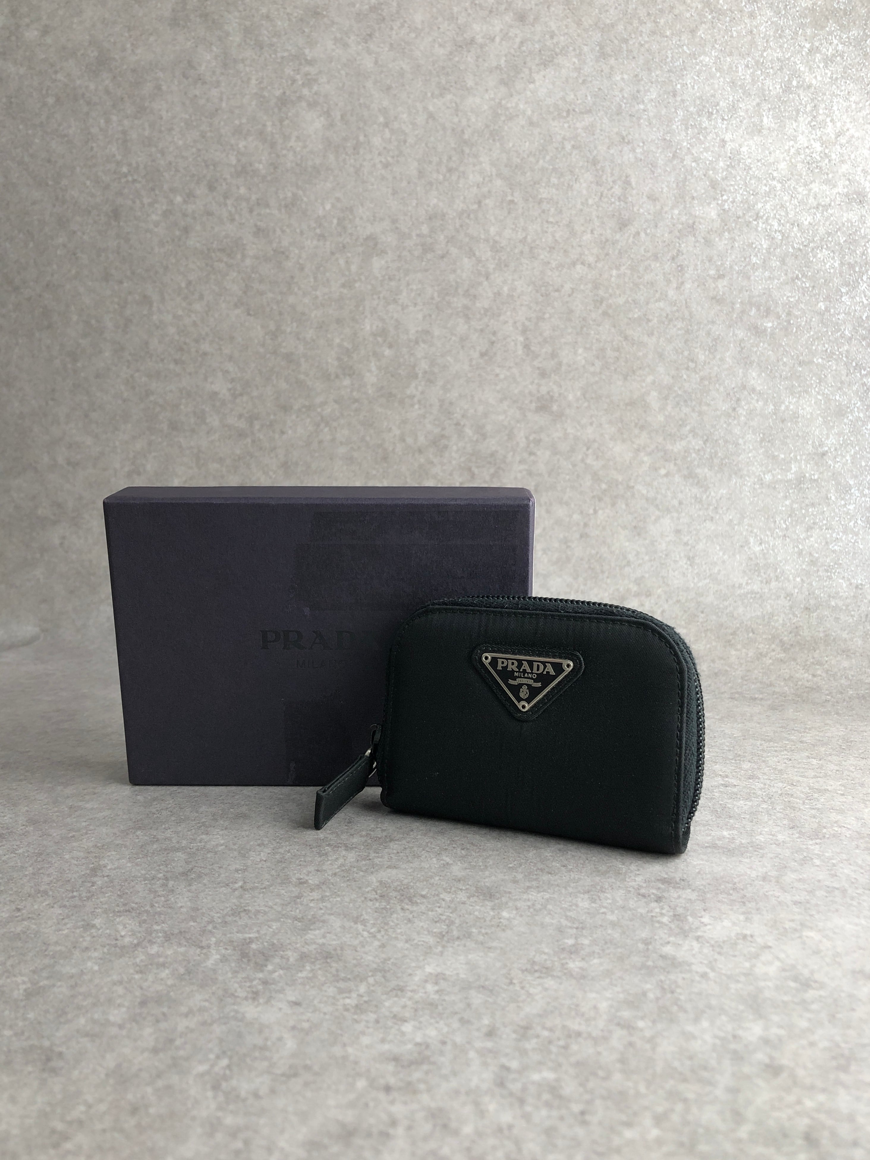 PRADA プラダ ナイロン ブラック コインケース キーリング - ブラック 