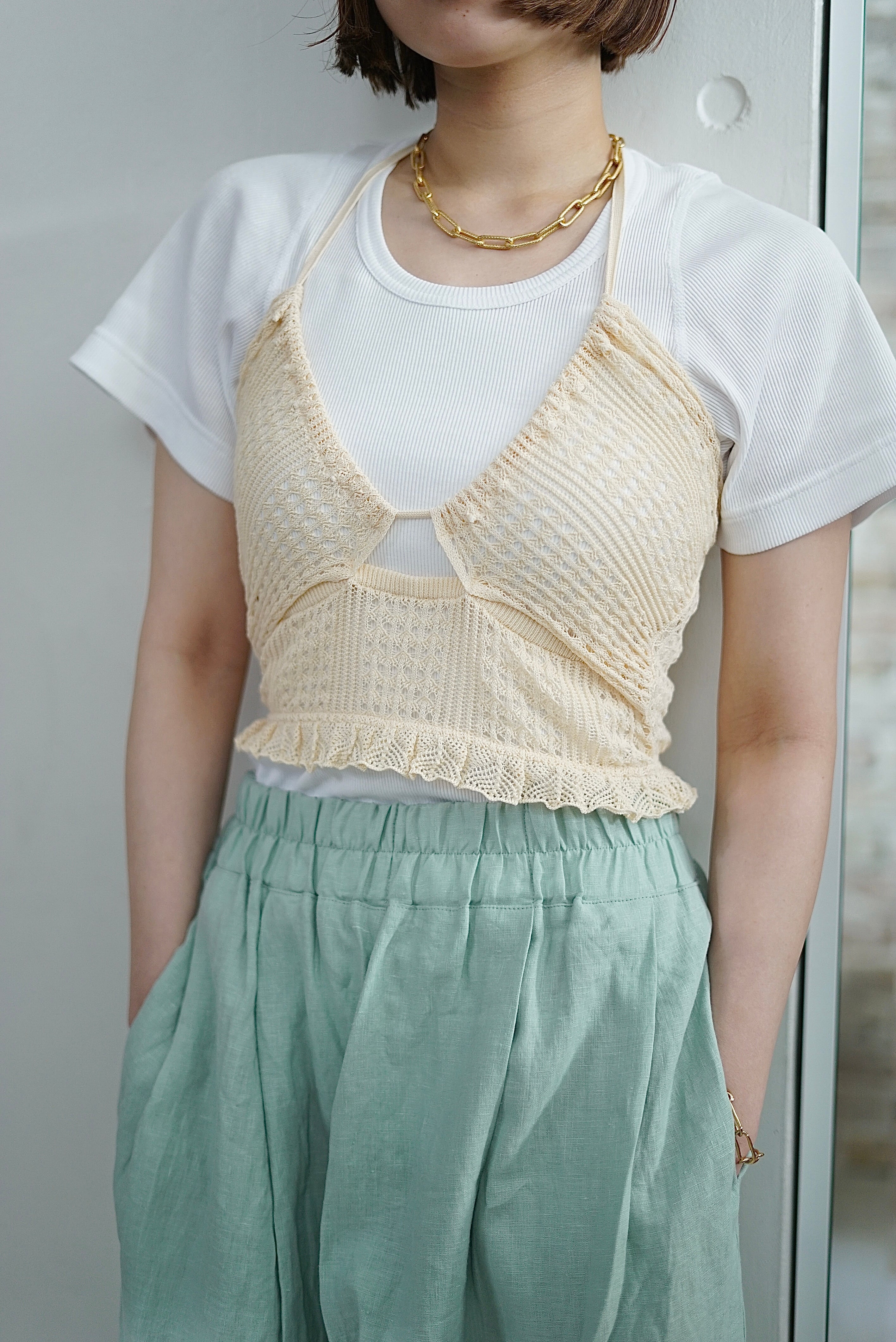Mediam / Knit Lace Halter Tops (Brown , Ivory , Black) | JUQUI Online