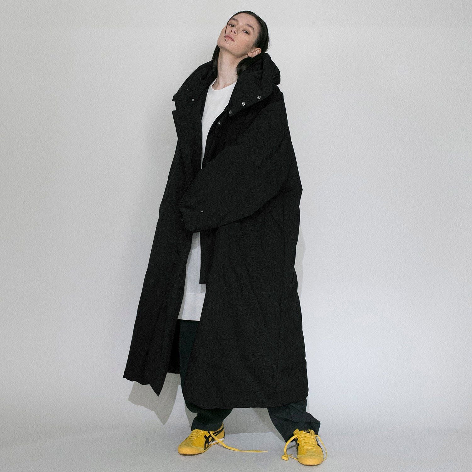 VOAAOV KAWADA DOWN × BRIGHT JET TAFFETA Long Coat (BLK) VODC-I 131