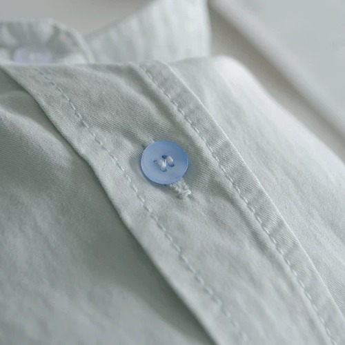 ワンポイントアルファベット刺繍ブラウス ・12024