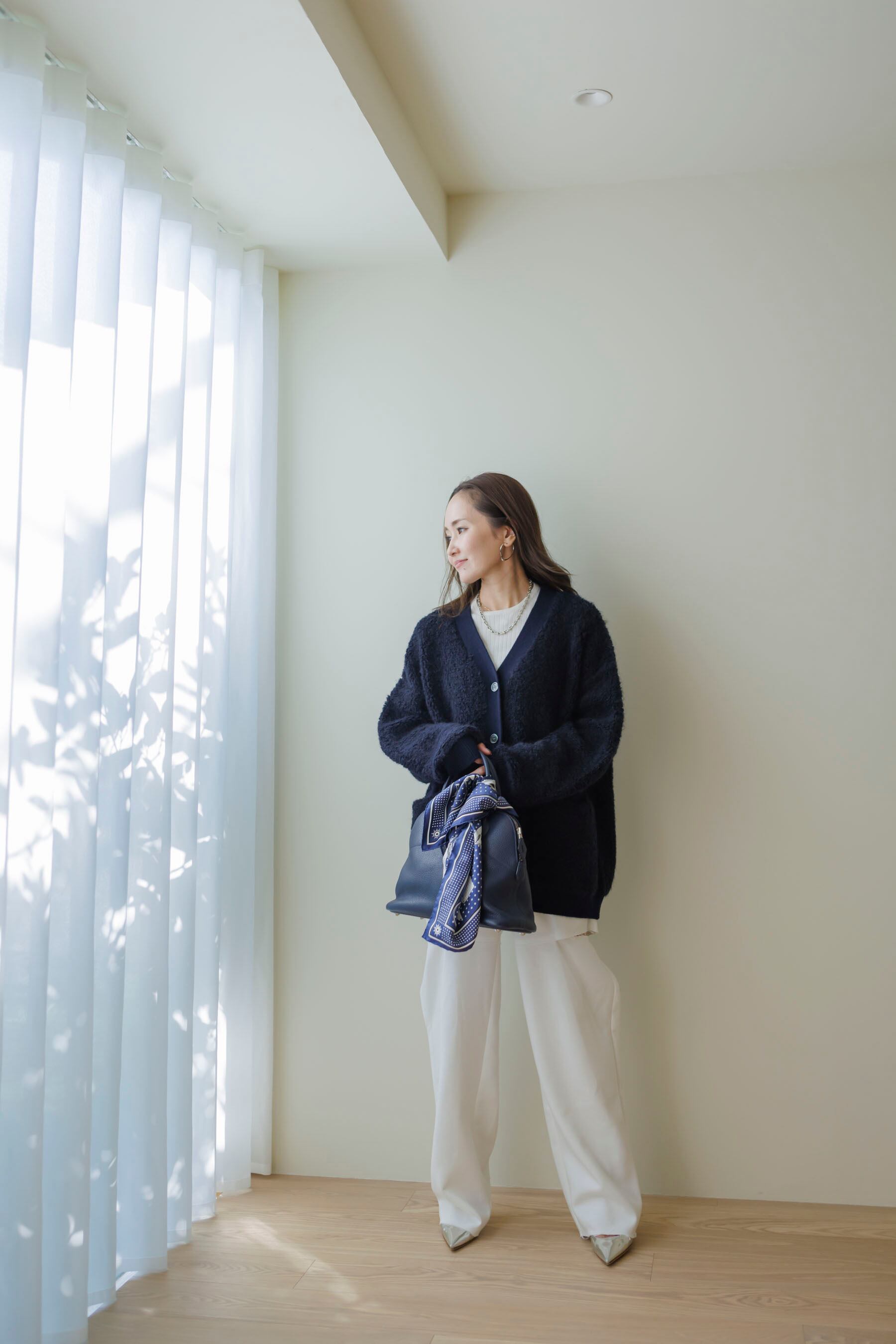 Side slit sweatpants | Bluelea