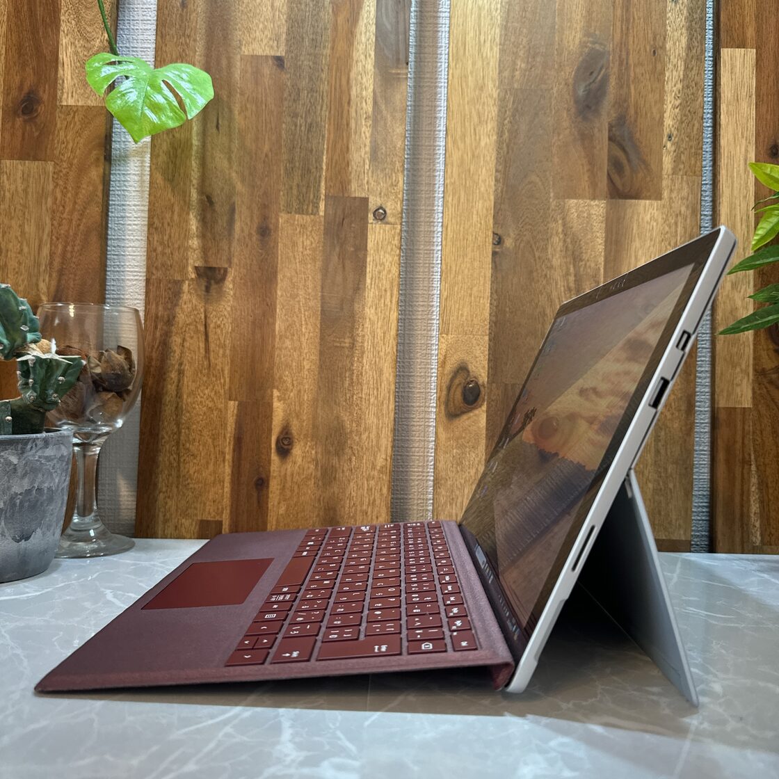 美品】Surface Pro 5☘️i5第7世代 /SSD256GB/メモ8GB | Pay ID