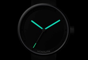 【MONOLITH モノリス】限定10本 MONOLITH Muonionalusta モノリス（メテオライト）／国内正規品 腕時計