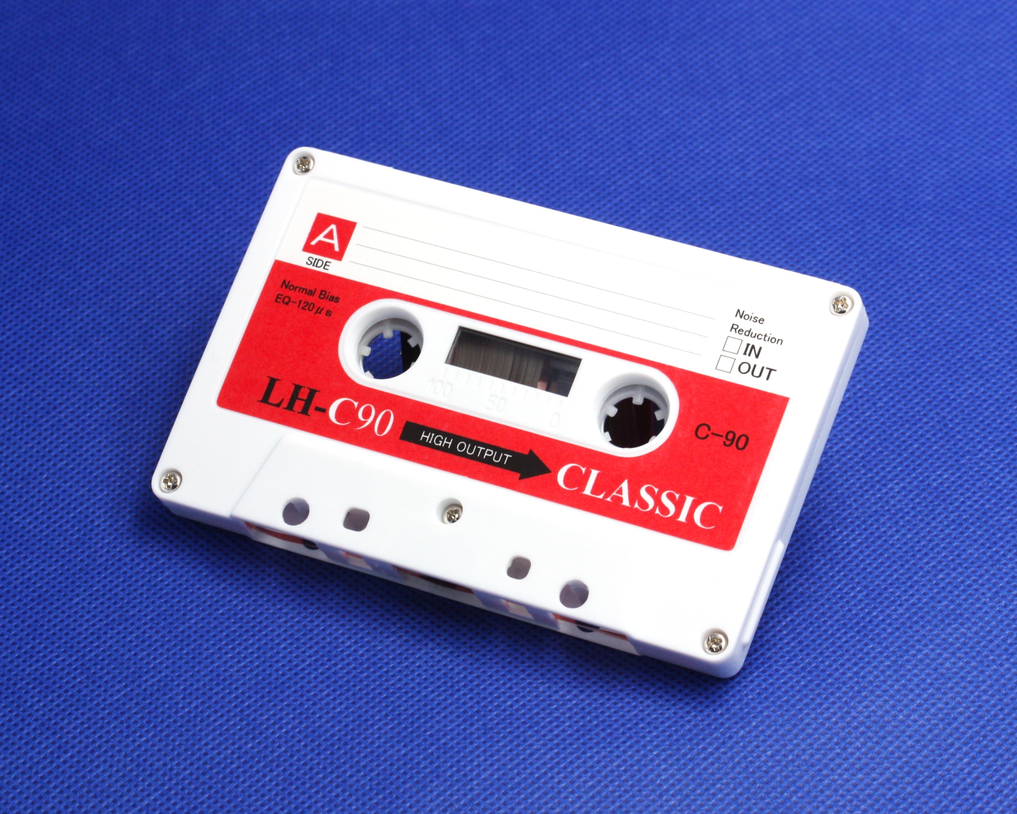 カセットテープ チェン・ソンリン CHAN CHUNG LING 陳松齢 STC-78 香港 CROWN RECORDS アジアンポップス 全11曲収録 札幌市東区 新道東店 C90＜LH：白ハーフ＋赤ラベル.R4＞レトロ調デザインのカセットテープ