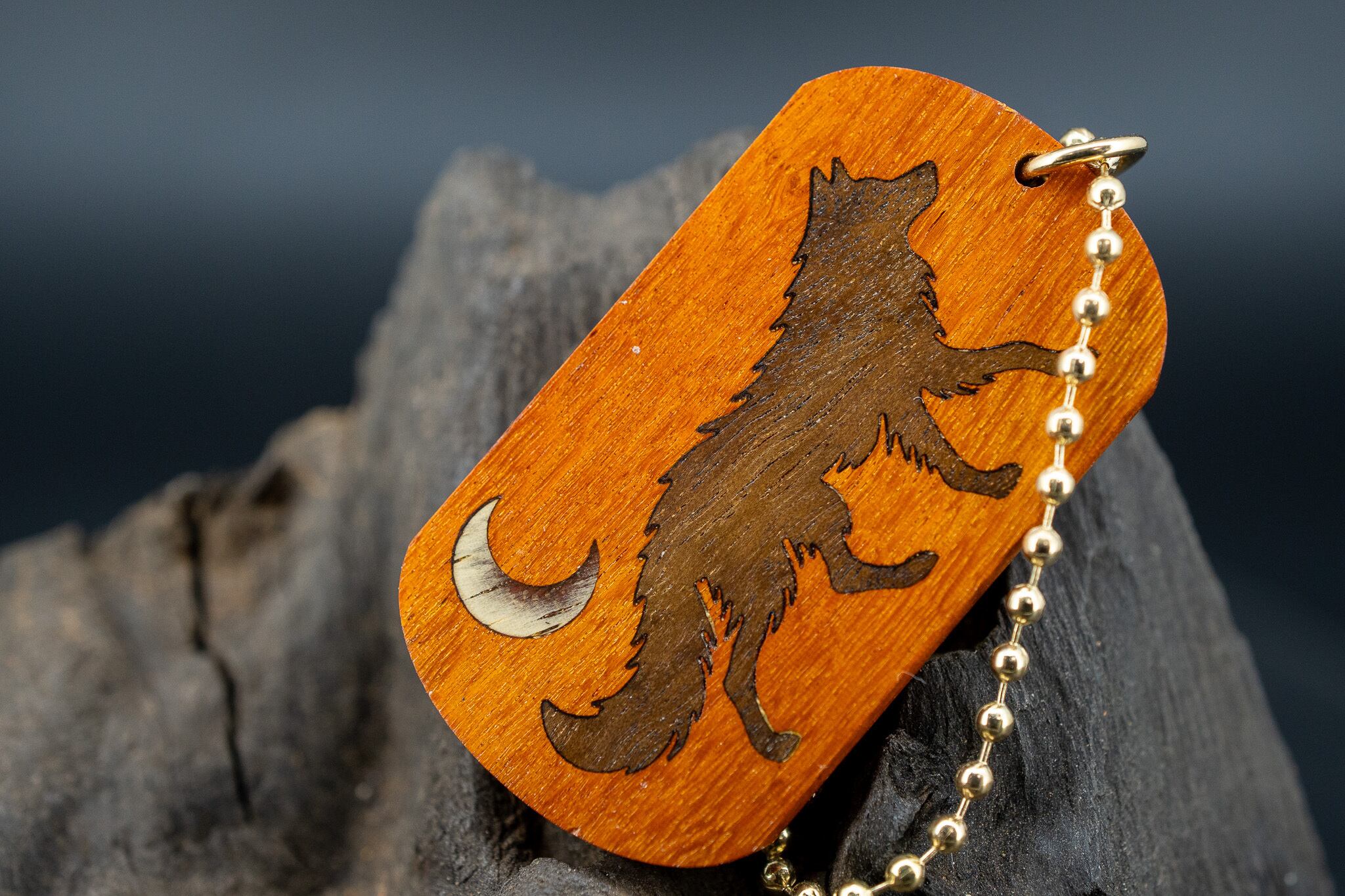 ※【染色と音楽の源】フェルナンブーコ ドッグタグ 象嵌 闊歩