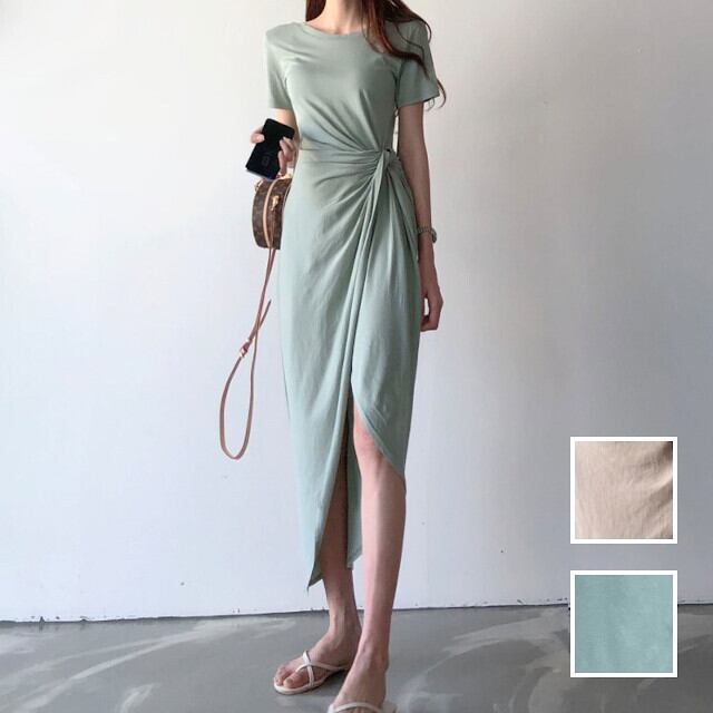 カジュアルワンピース 2色 アシンメトリー ツイスト ドレープ ペールカラー ねじり とろみ素材 イレギュラーヘム センシュアル リゾートドレス リラクシー ラフ Tワンピ Tシャツワンピース グリーン/ベージュ 無地 フリーサイズ