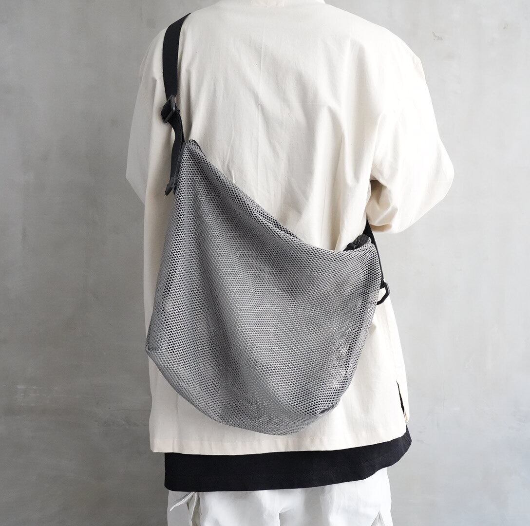 Brick / Mesh Zip Shoulder Bag Gray | LAND Lifestyle Shop