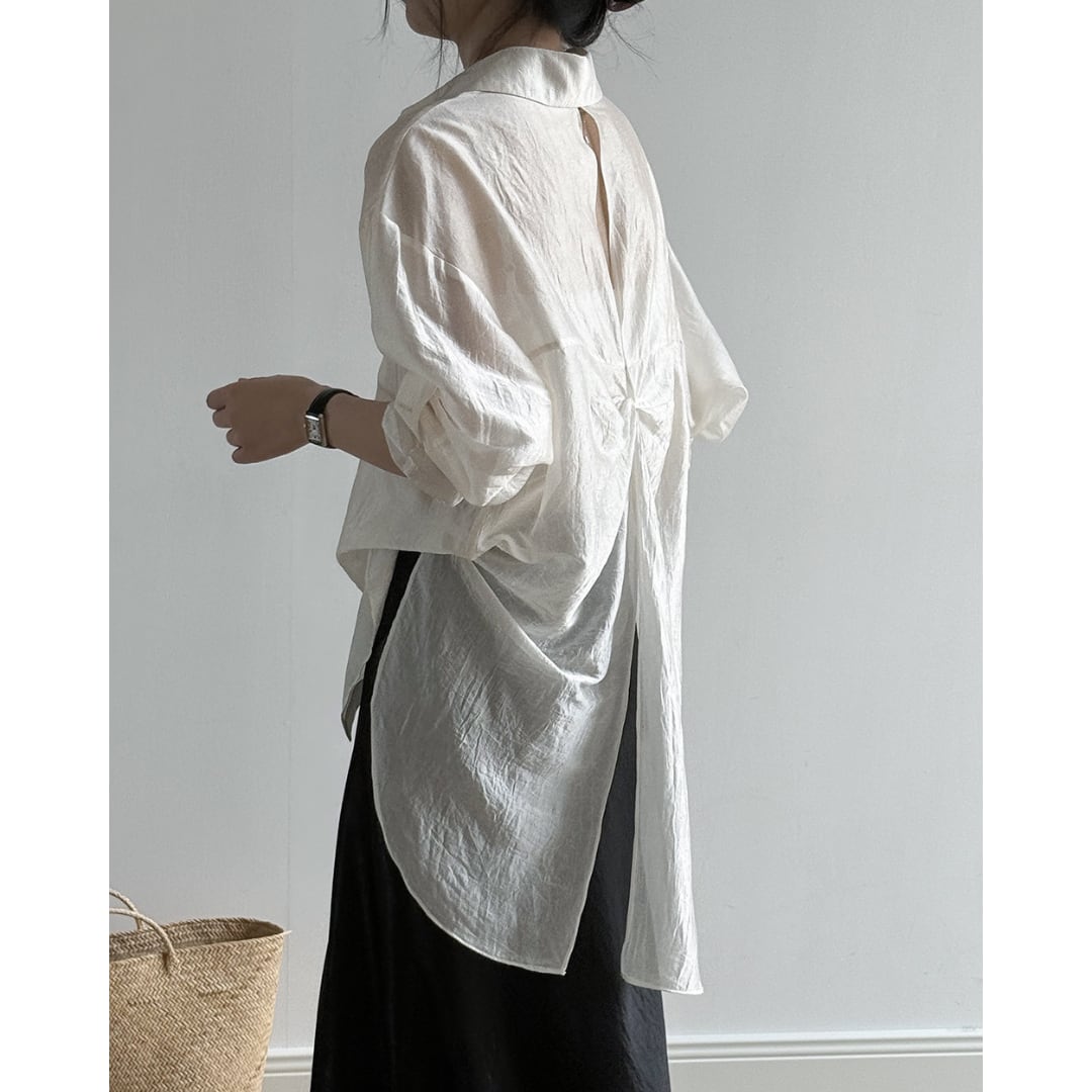 Sheer round hem shirt k0756