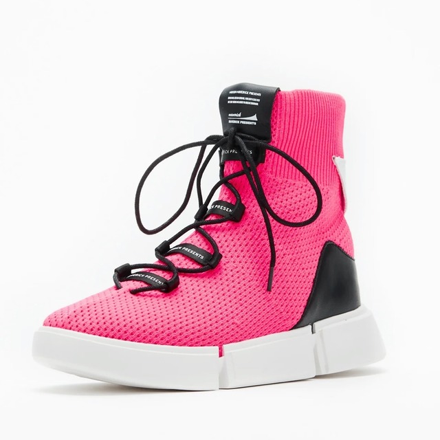 メゾンマベリックプレゼンツ　MAISON MAVERICK PRESENTS  meshKnitted Boots - Pink