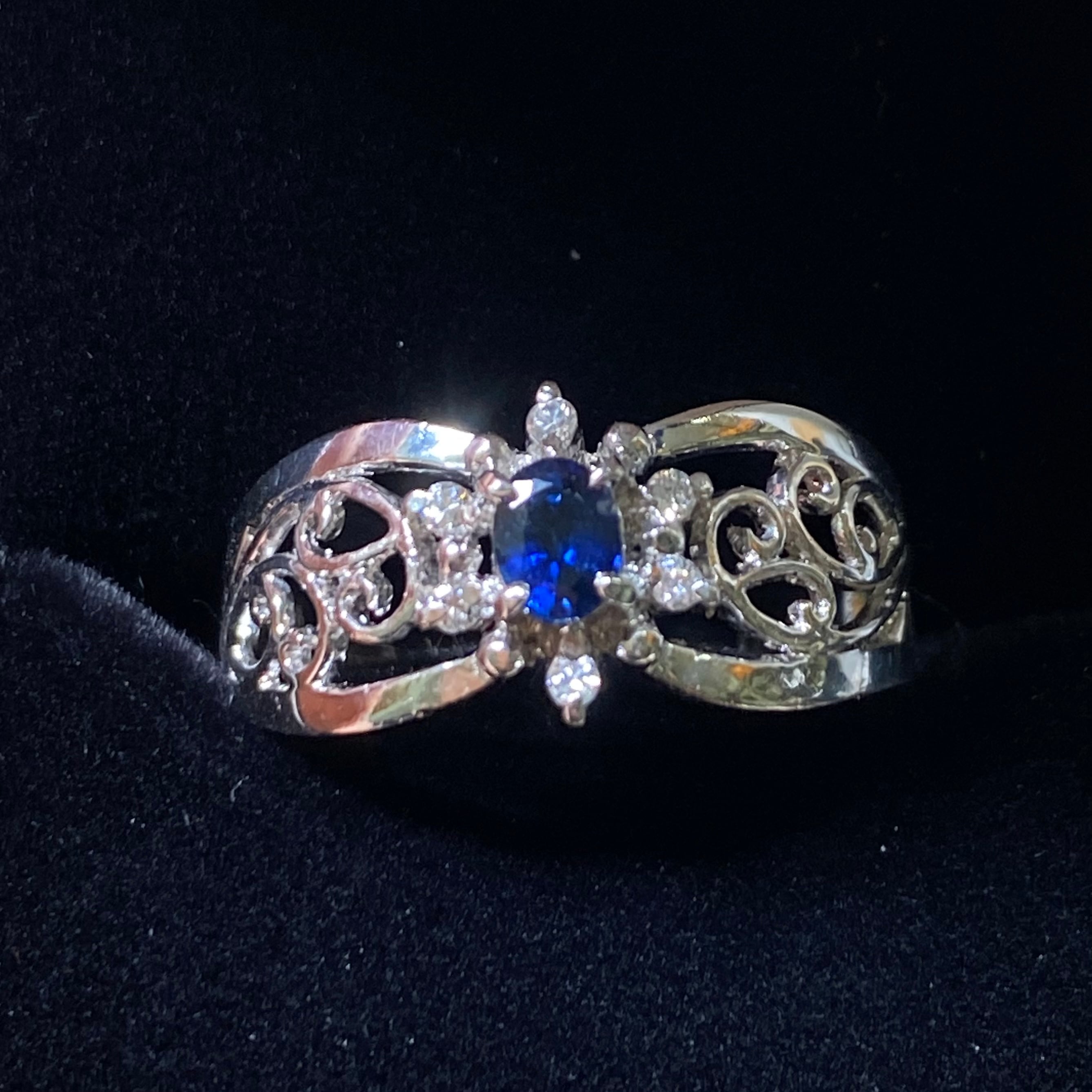 Japanese traditional ring】昭和レトロリング レースのような透かし