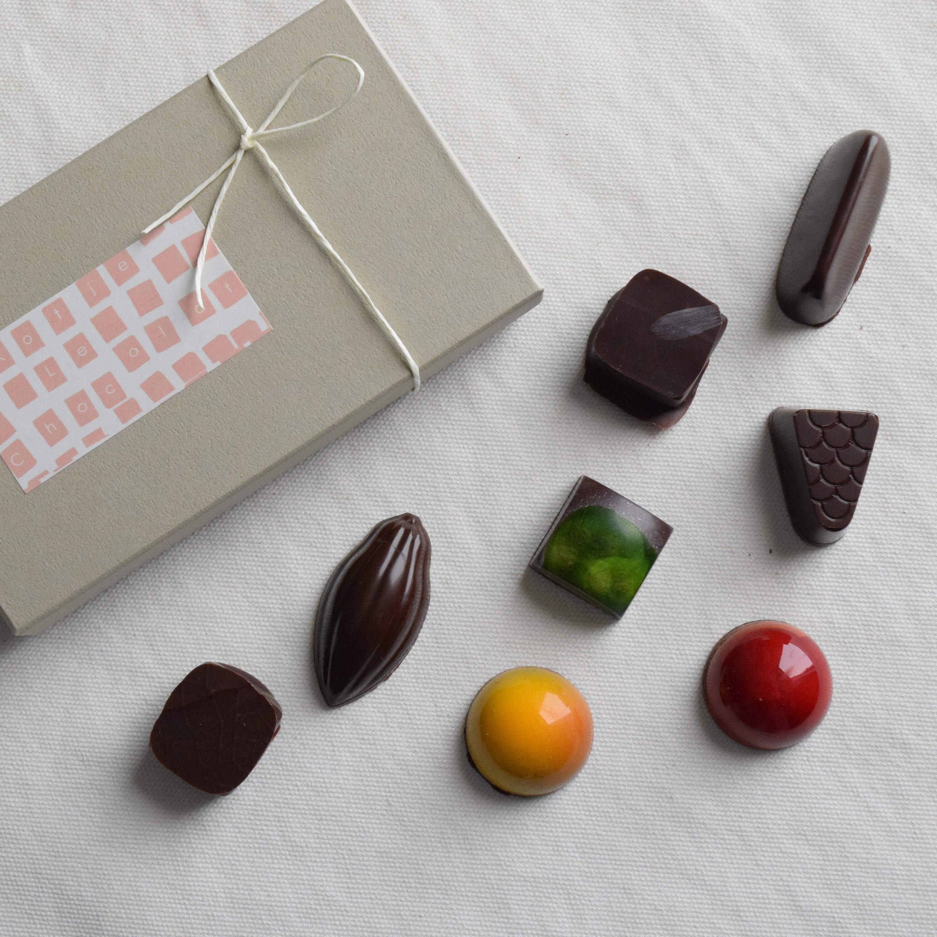 春のショコラボックス 【8個入】