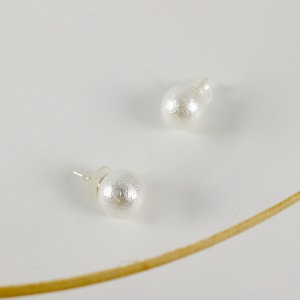 chuchu pearl earrings
