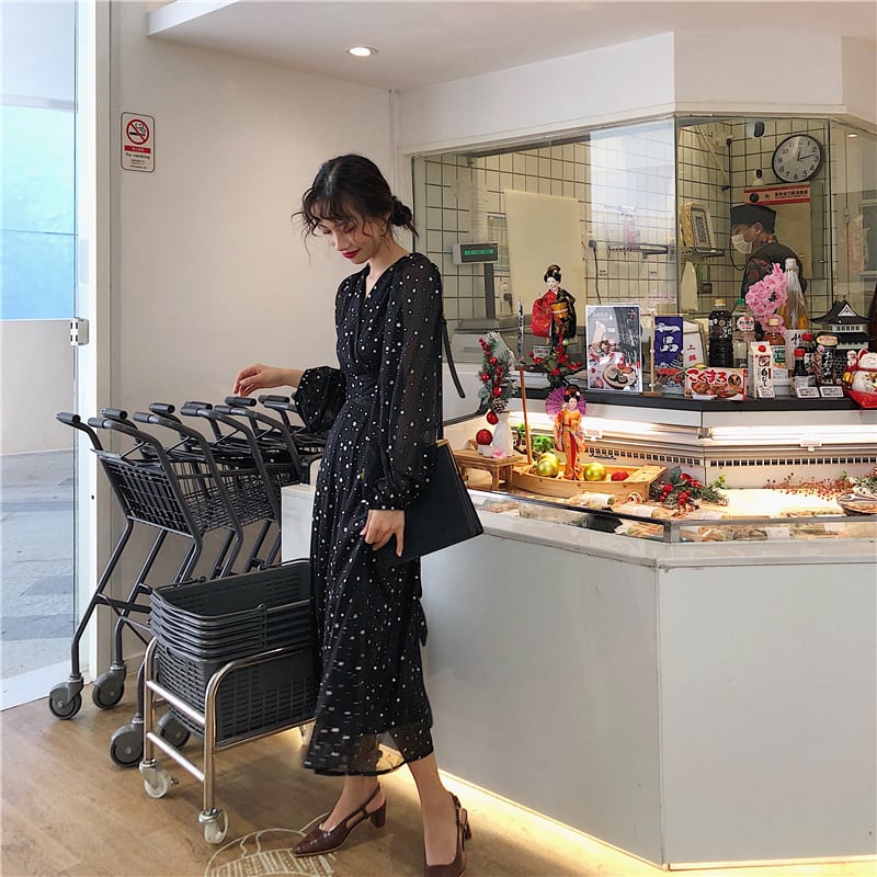 大人気完売品　星柄 シースルーノースリーブ ロングワンピース ワンピース 星柄 長袖 大人かわいい ラブリー ロング シースルー