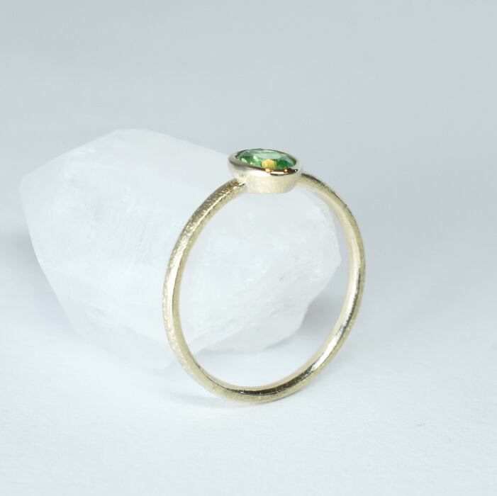 K10 ミントガーネットのテクスチャーリング | 特別なジュエリー