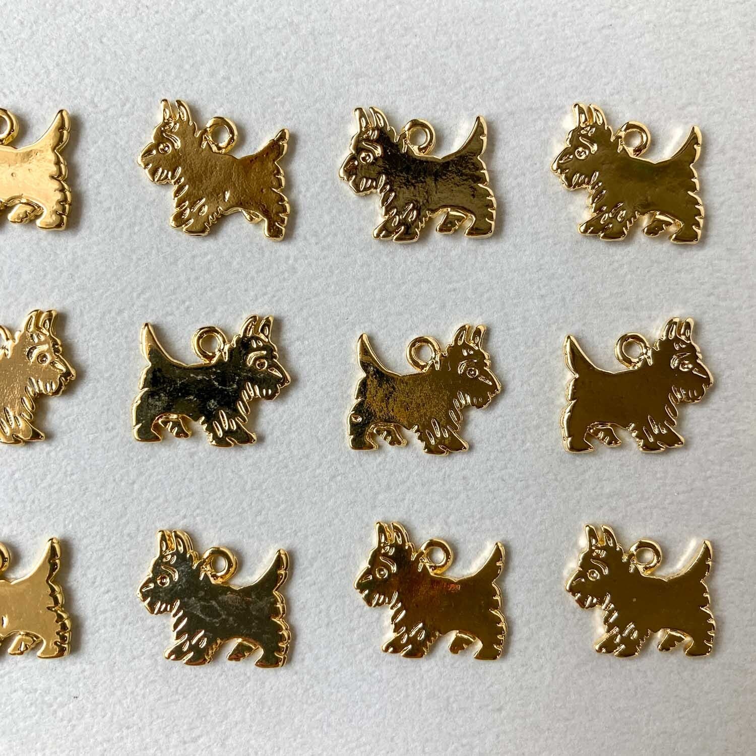 再入荷〉横向き両面テリア犬チャーム（15mm） | Dua-アクセサリー