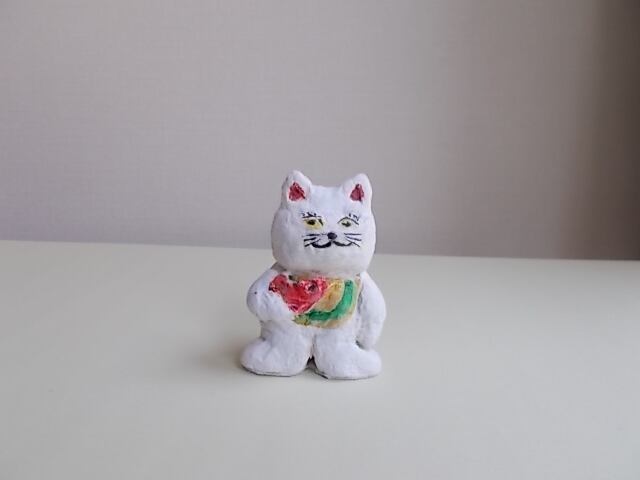 インテリア 紙粘土 人形 オブジェ 招き猫 ミドリ | Pay ID