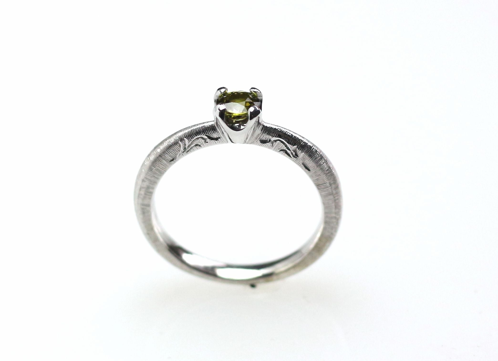 Pt900 マリガーネットリング 0.39ct | Atelier Ozaki