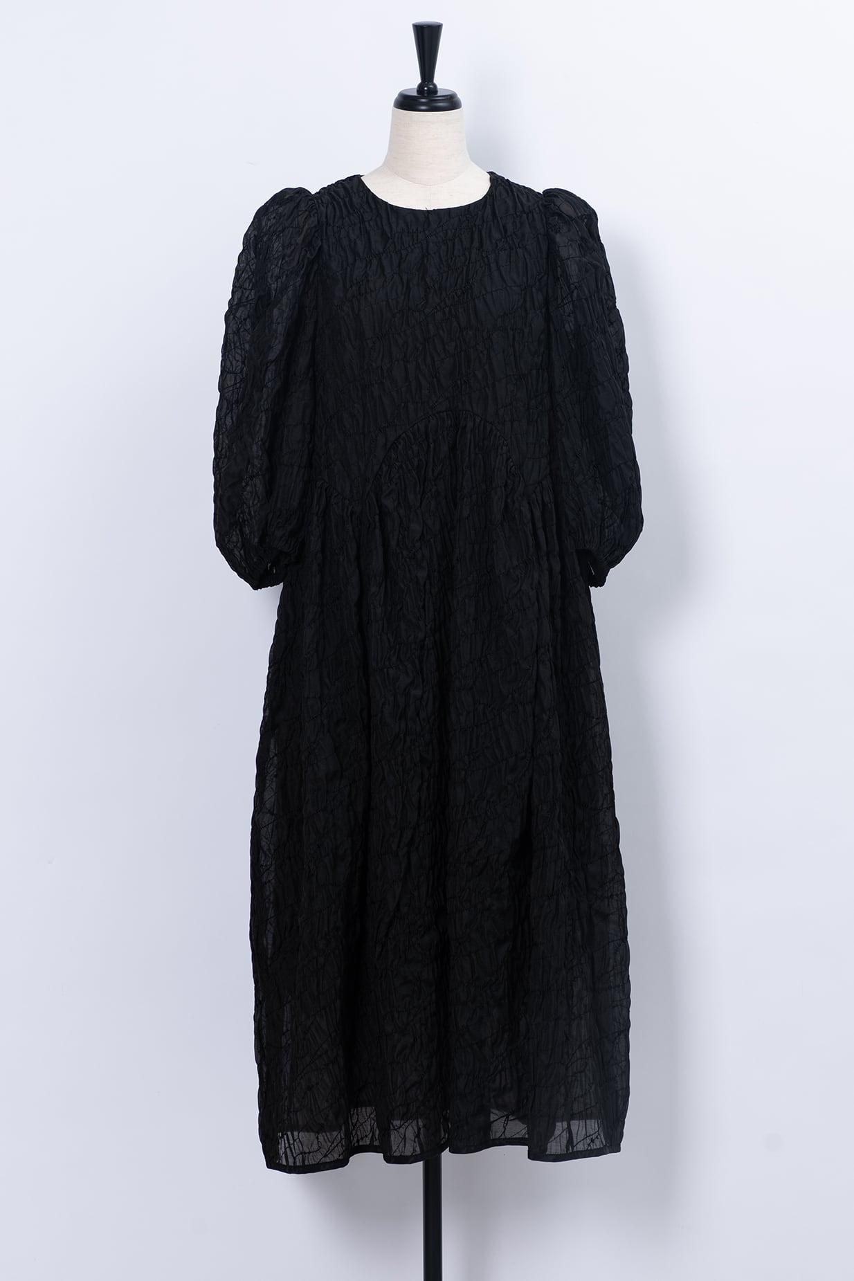 Melon Mesh Embroidery Ballon Dress BLACK