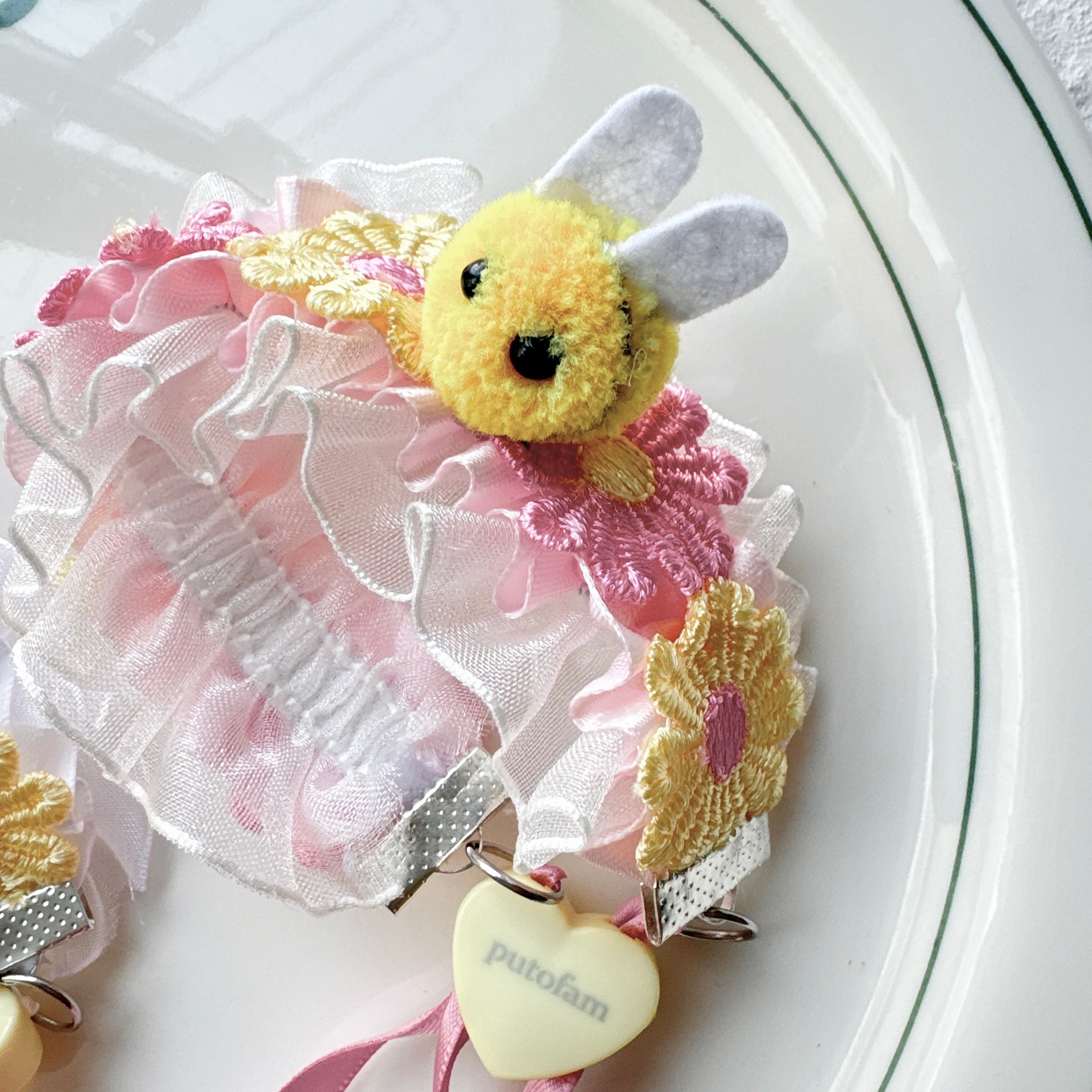 はちさんヘットドレス　ホワイト・ピンクbr