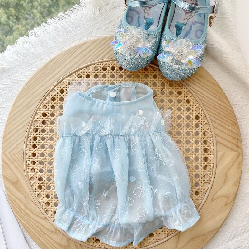 涼しげブルーのシースルーワンピース