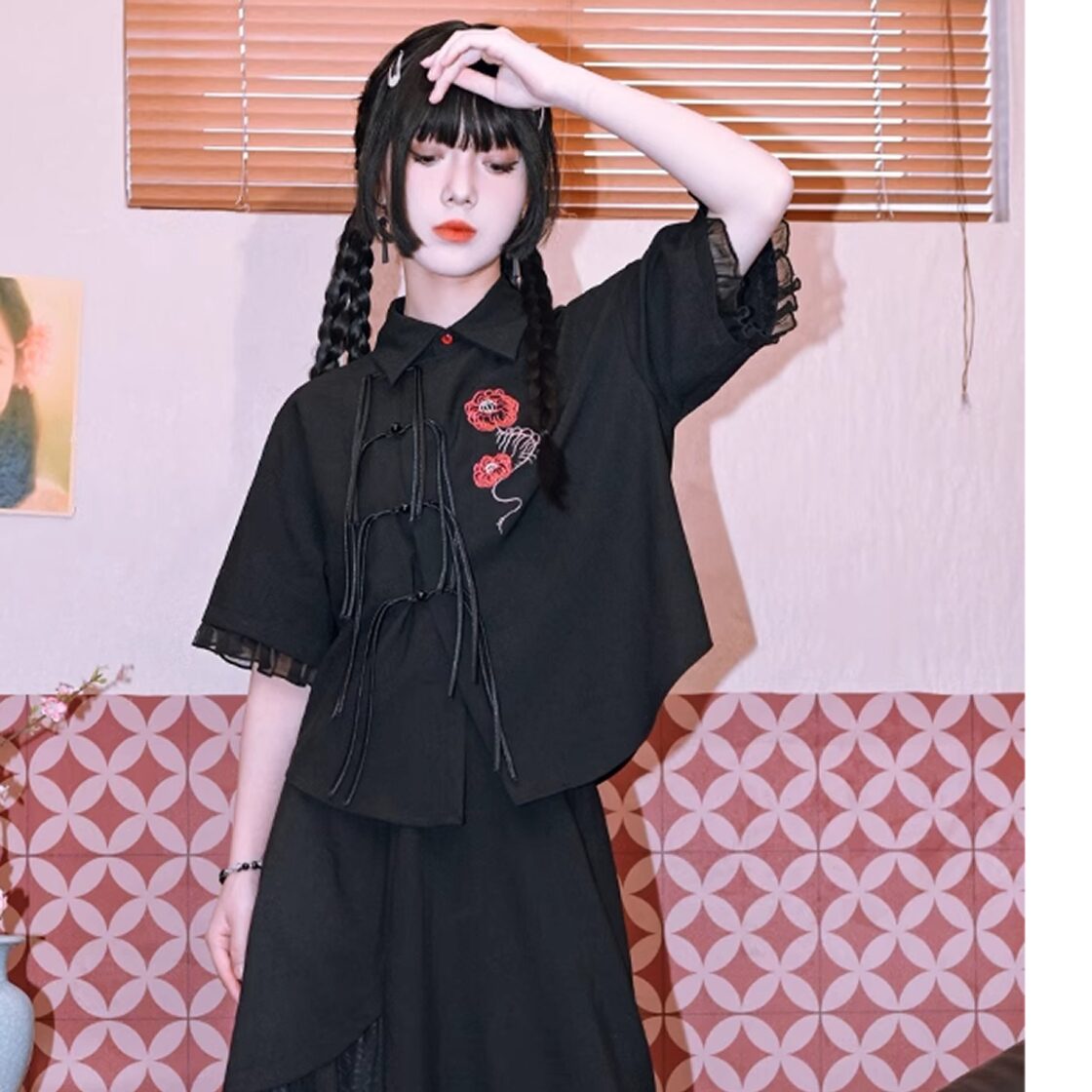 レディース 半袖 ブラウス 中国風 花柄刺繍 S M L 黒 ブラック AS11332 