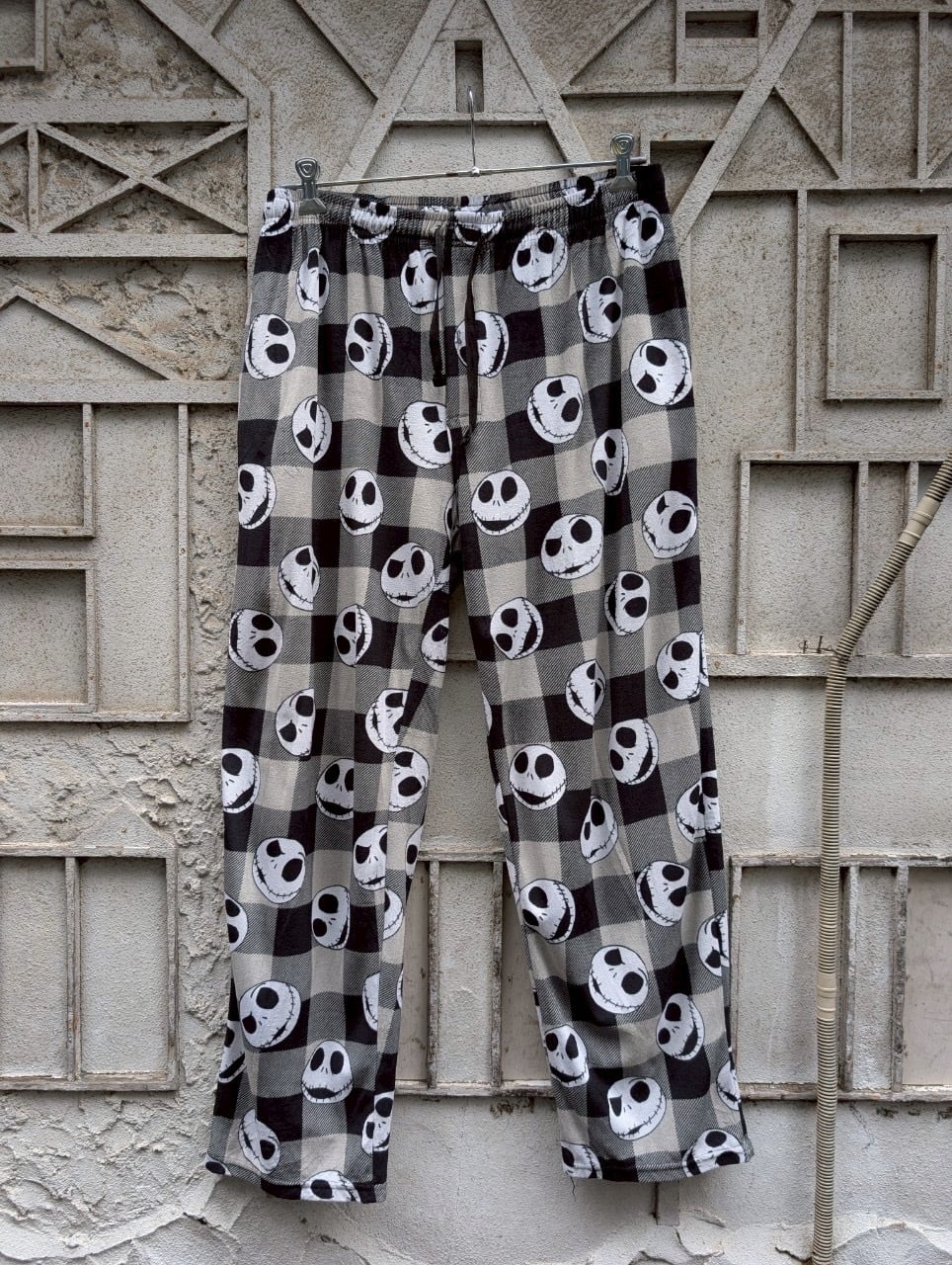 "NIGHTMARE BEFORE CHIRISTMAS" fleece pajama pants