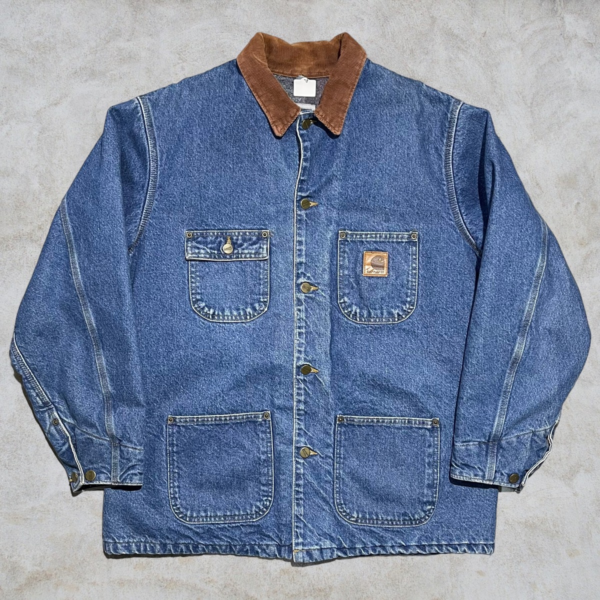 00’s Carhartt Michigan Denim Chore Coat “MADE IN USA” curb
