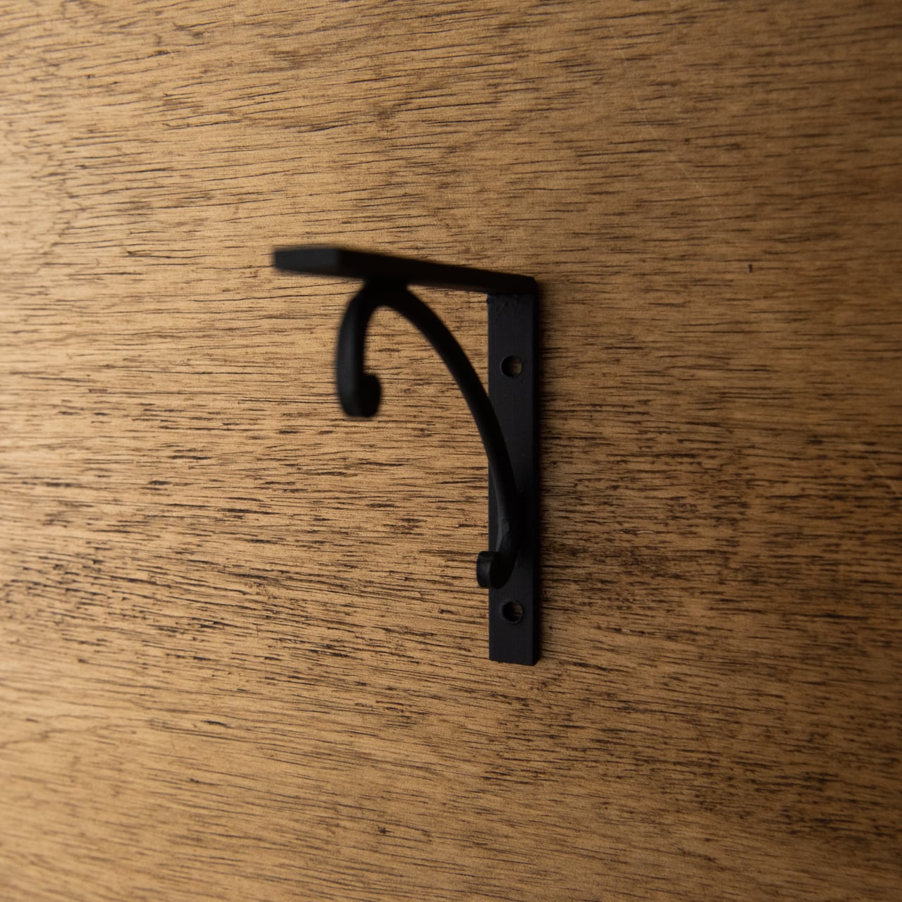 壁付けブラケット 蔓 小 黒