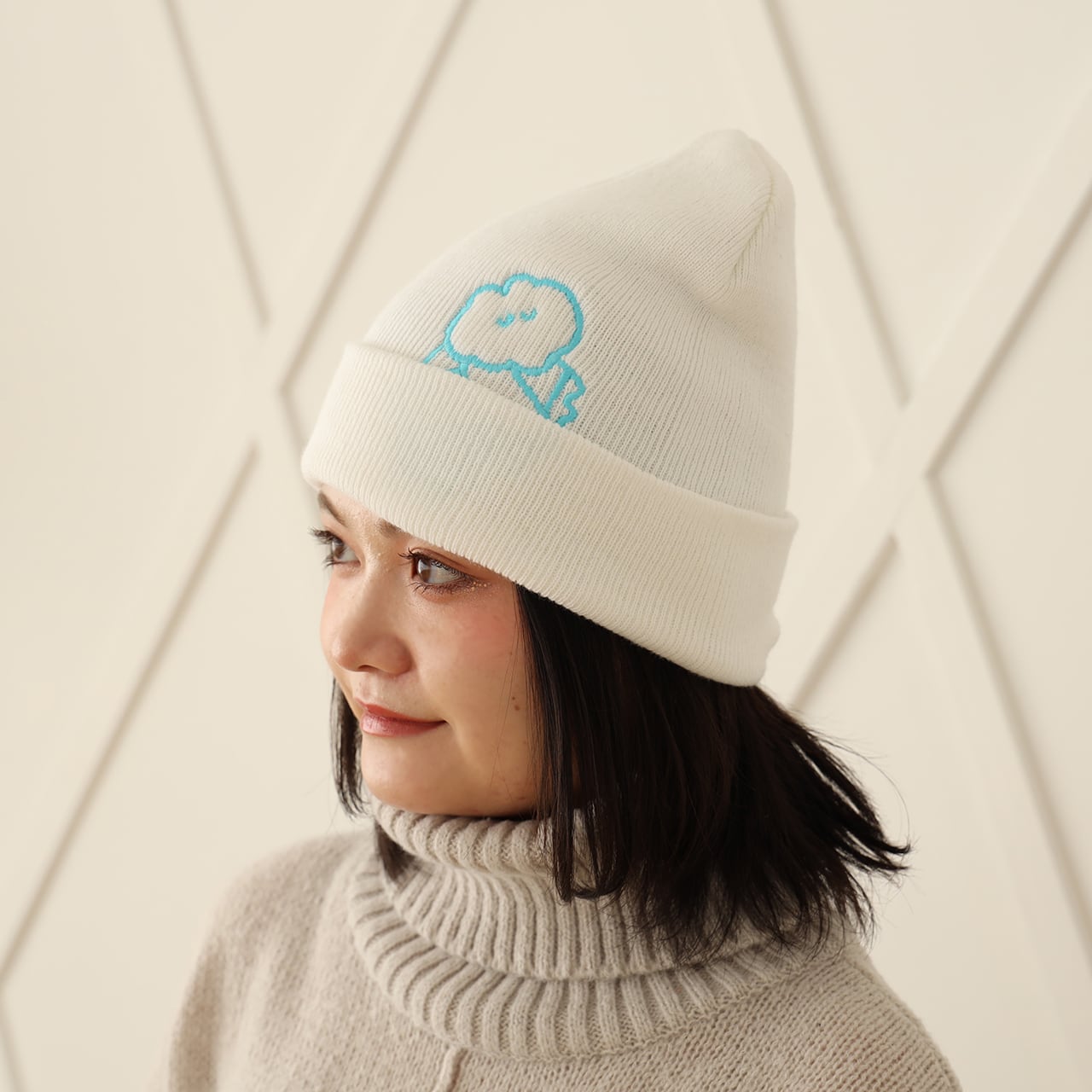 眠りウサのニット帽 / ブラック (MK-417) | もくもくちゃん公式