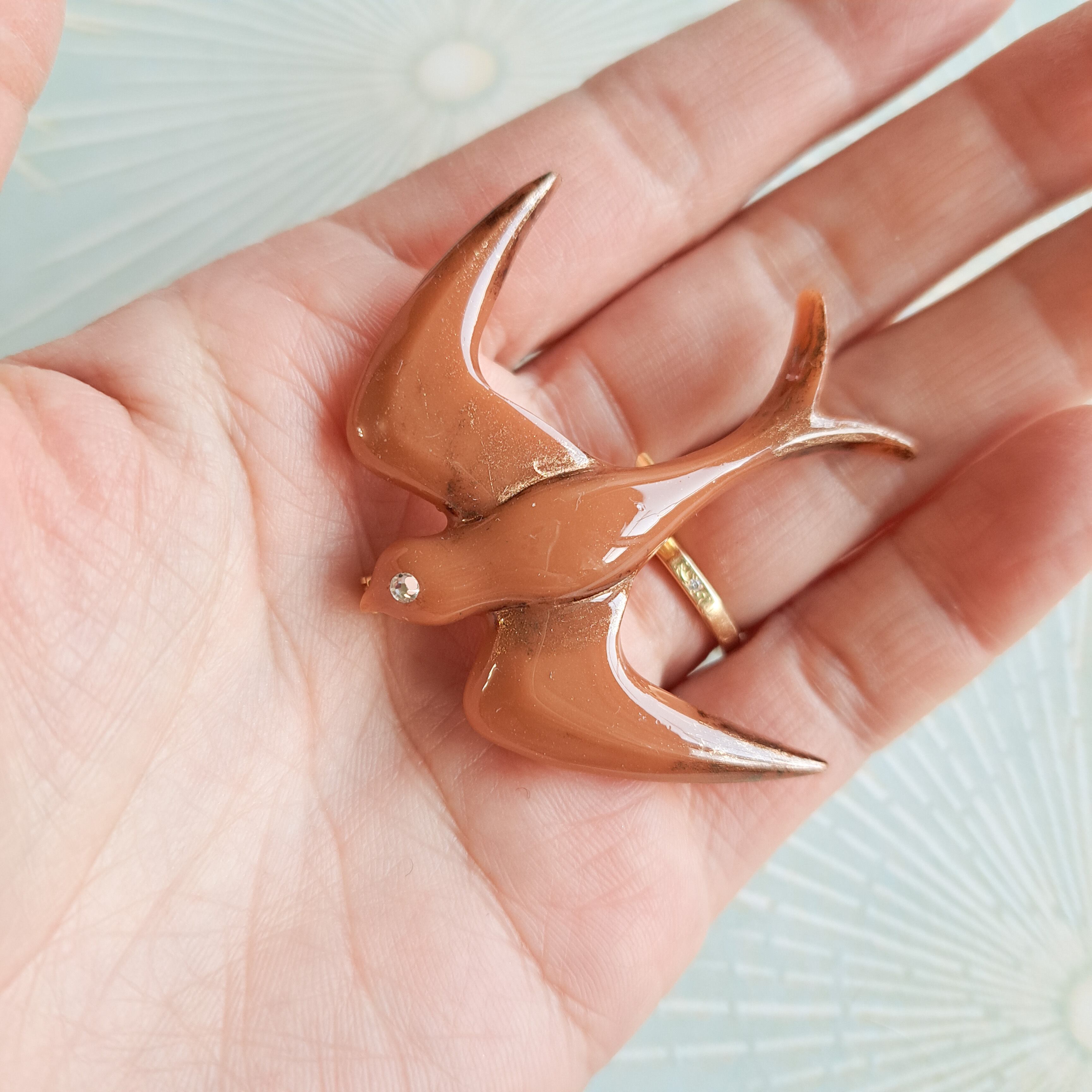 1950's Style Swallow Brooch【キャメル】オールドスクール ツバメ