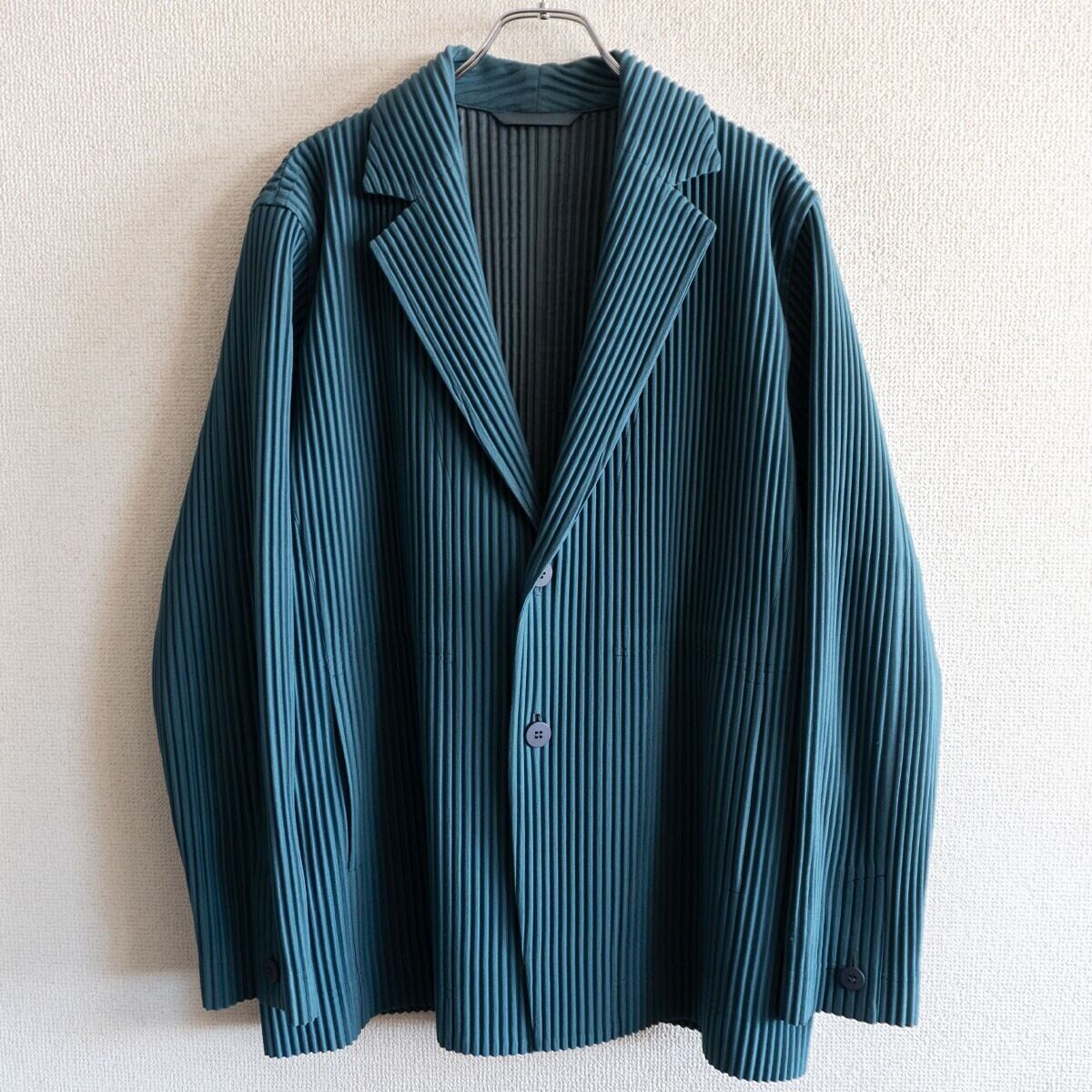 ISSEY MIYAKE | August shop