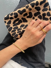 sleek wave bangle