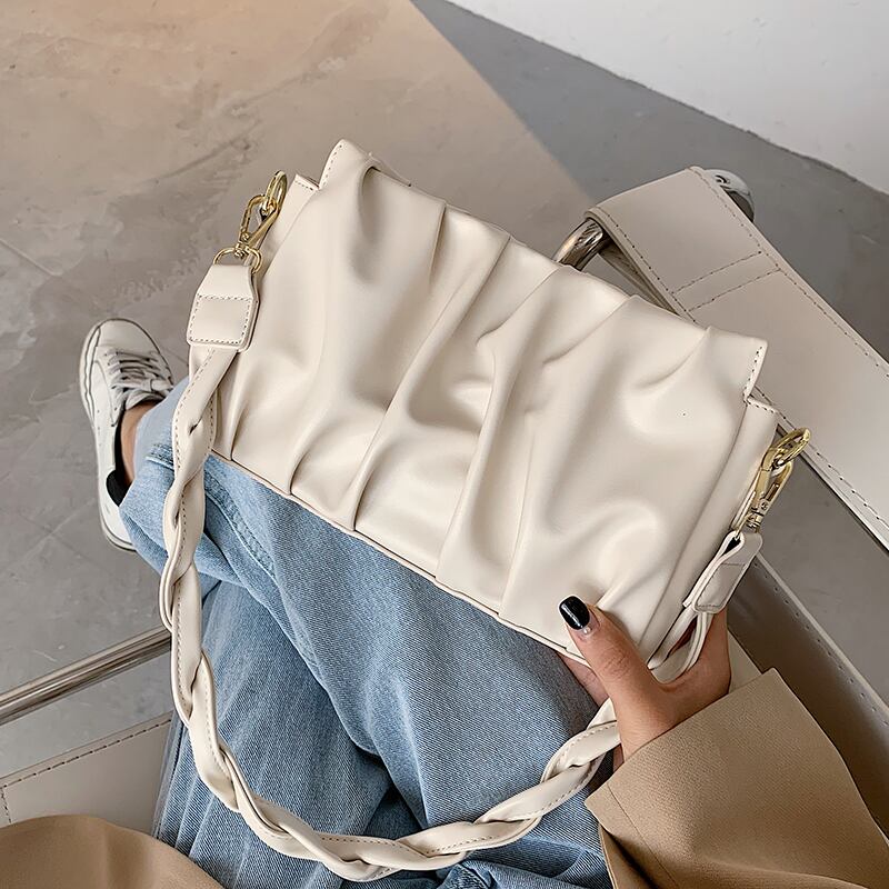 スプリングサマースタイルショルダーバッグ 春物 夏物 メッセンジャーバッグ Tiancai_Wing_Bag86752530813