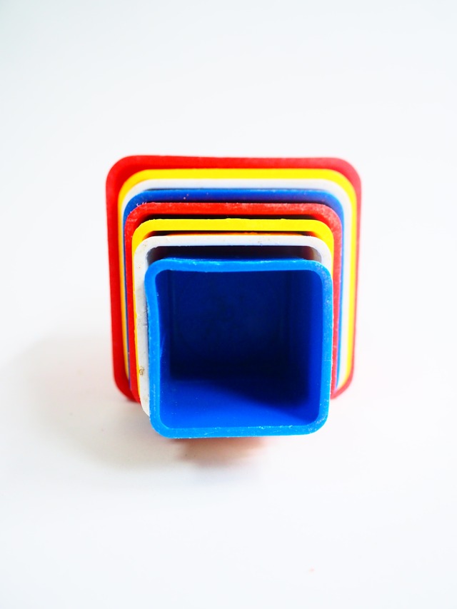 (18)Stacking Tower Plastic Trinket Box