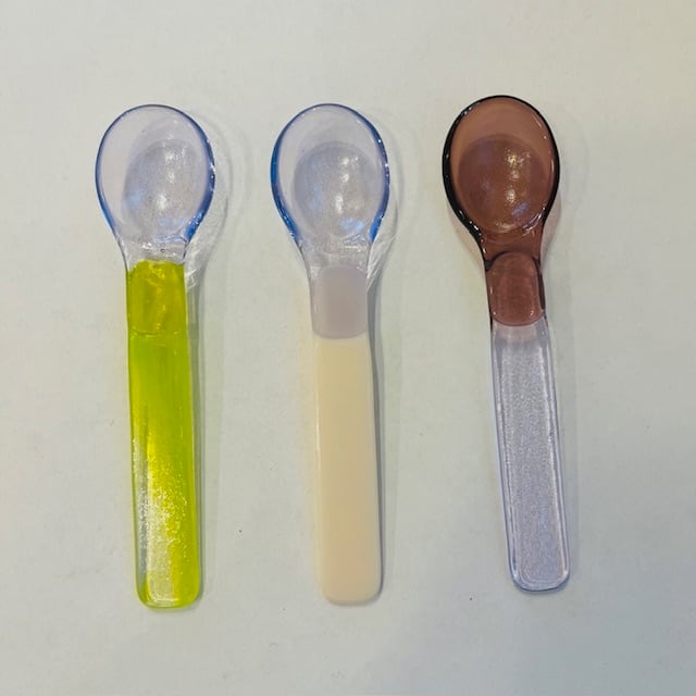天気雨 バイカラースプーン 透明1