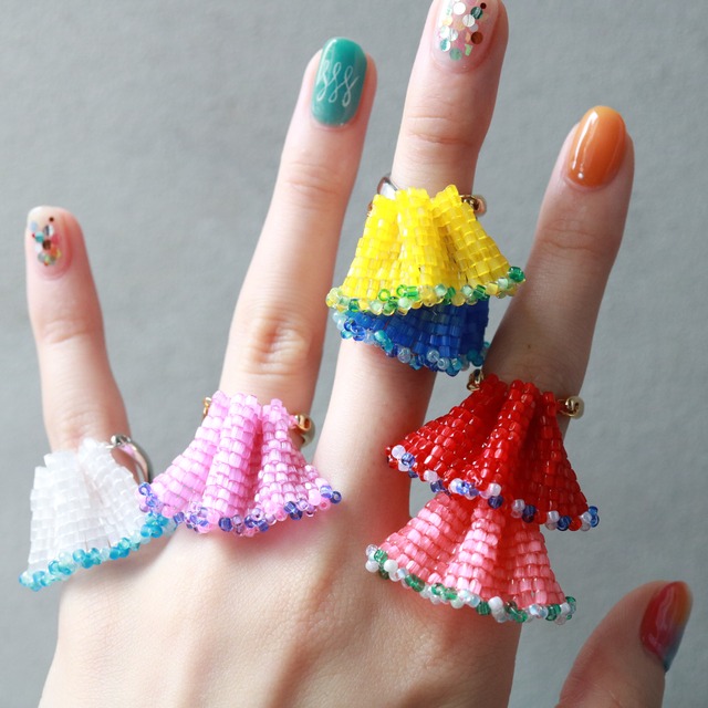 Frilly Ring 