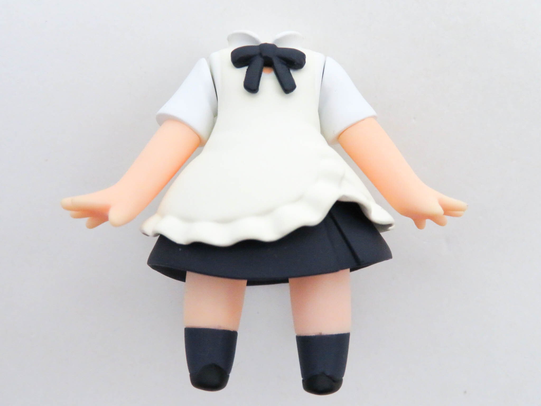 再入荷(A-ランク)【230】 伊波まひる 体パーツ ウェイトレスの制服 ねんどろいど ※注意事項あり