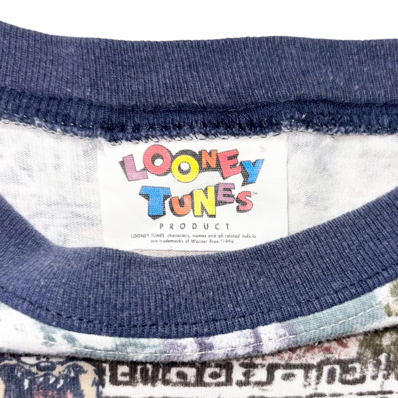 vintage 1990’s LOONEY TUNES full print tee