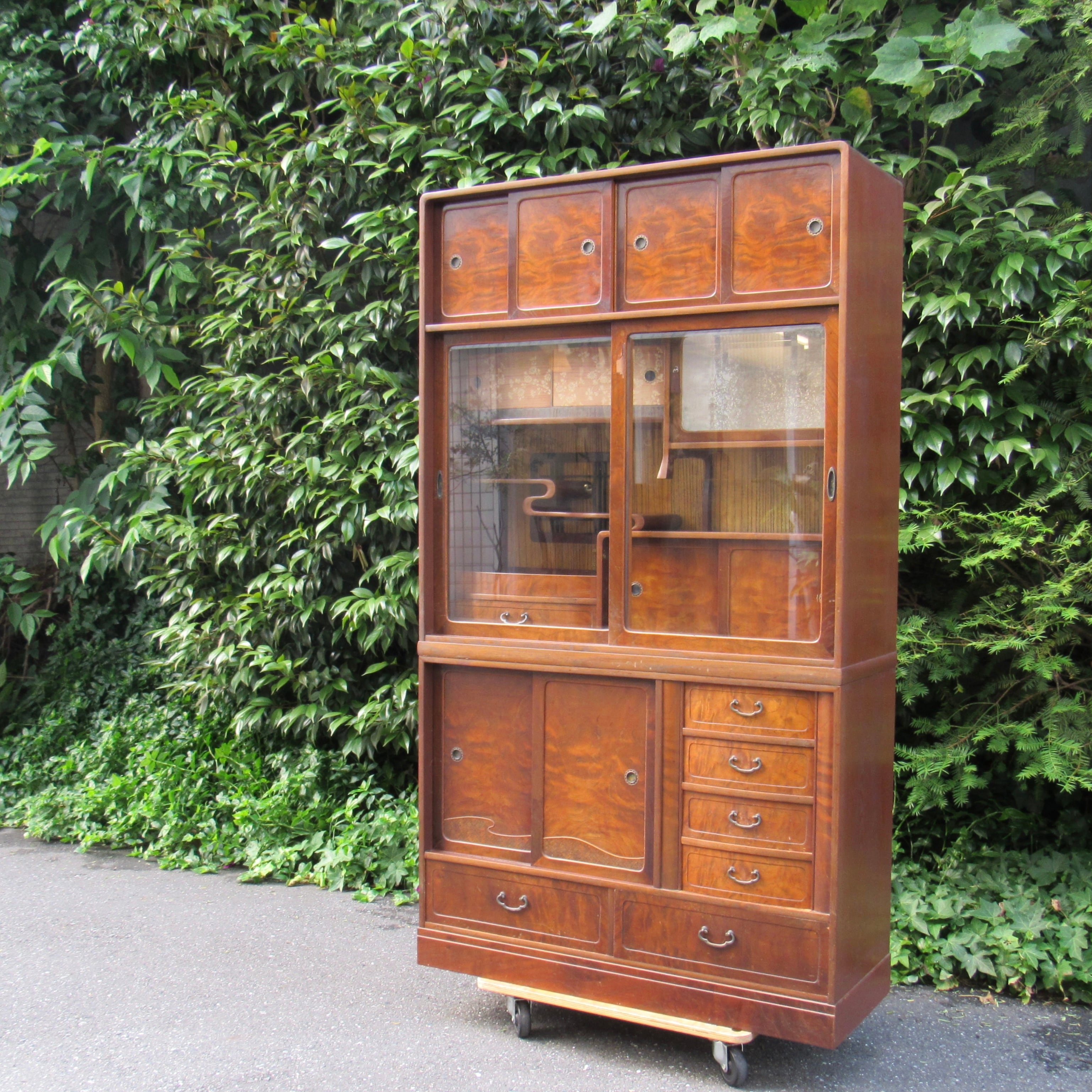 japan vintage 水屋箪笥 | トリノス-torinoth- | 新宿区神楽坂の
